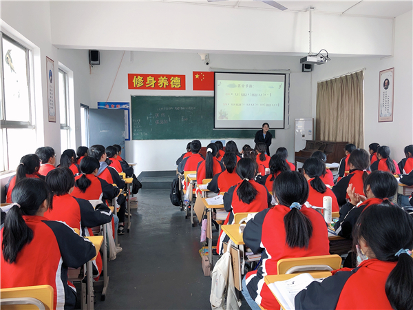 常德德才科技職業(yè)學(xué)校,常德招生就業(yè),電子商務(wù)專業(yè)學(xué)校,專業(yè)學(xué)校報(bào)考哪里好